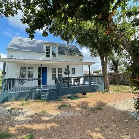 The Paddock House At Blanco Texas Villa